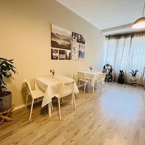 Sonila's 1 , Bérgamo Italia